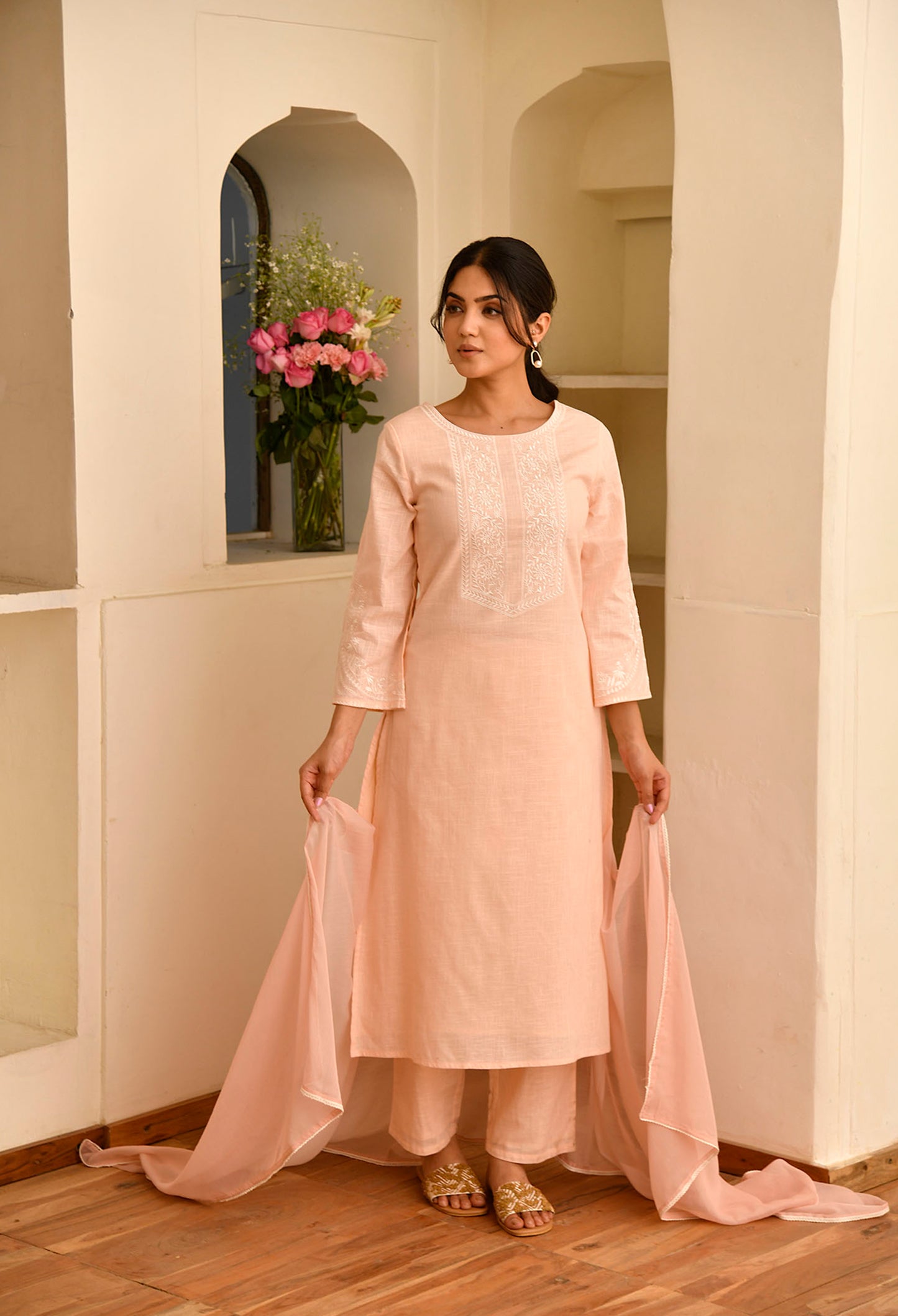 Peach Floral Straight Fit Embroidered Collar Kurta Set