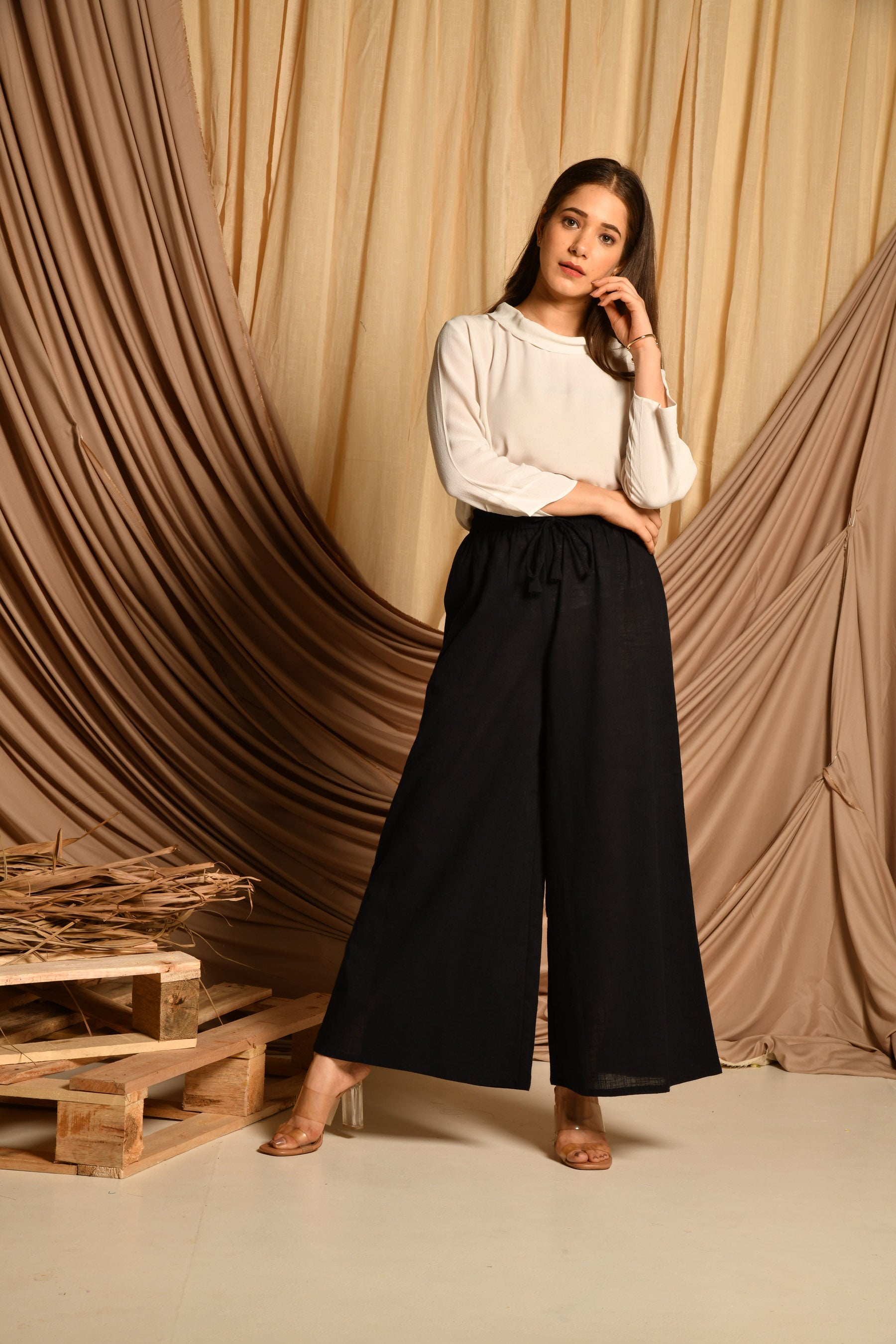 Beautiful Black Flared Palazzo Pant for women Girls