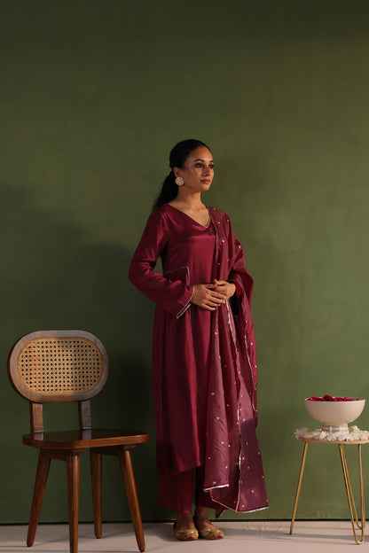 Plum Grace Kurta set