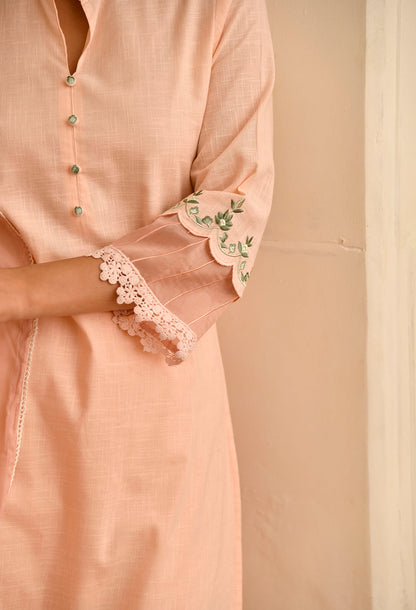 Peach Straight Straight Fit Round Neck Kurta With Yoke Embroidery