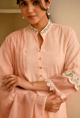 Peach Straight Straight Fit Round Neck Kurta With Yoke Embroidery