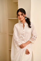 White Straight Fit Embroidered Collar Kurta Set With Organza Detail