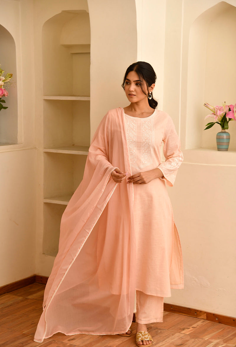 Peach Floral Straight Fit Embroidered Collar Kurta Set