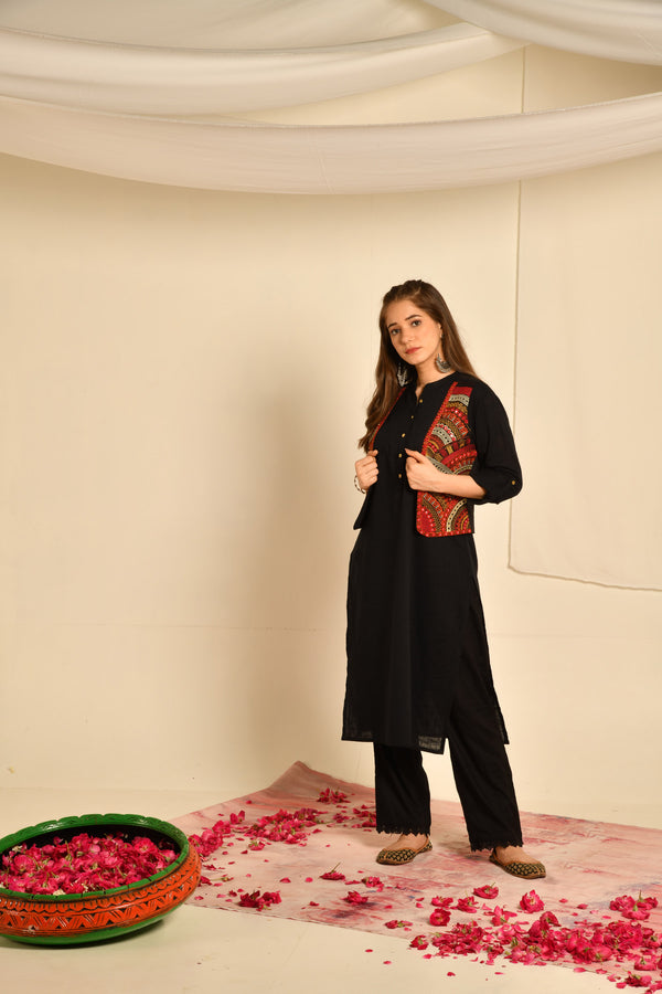 Black Ethnic Round Print Embroidered Jacket With Black Kurta